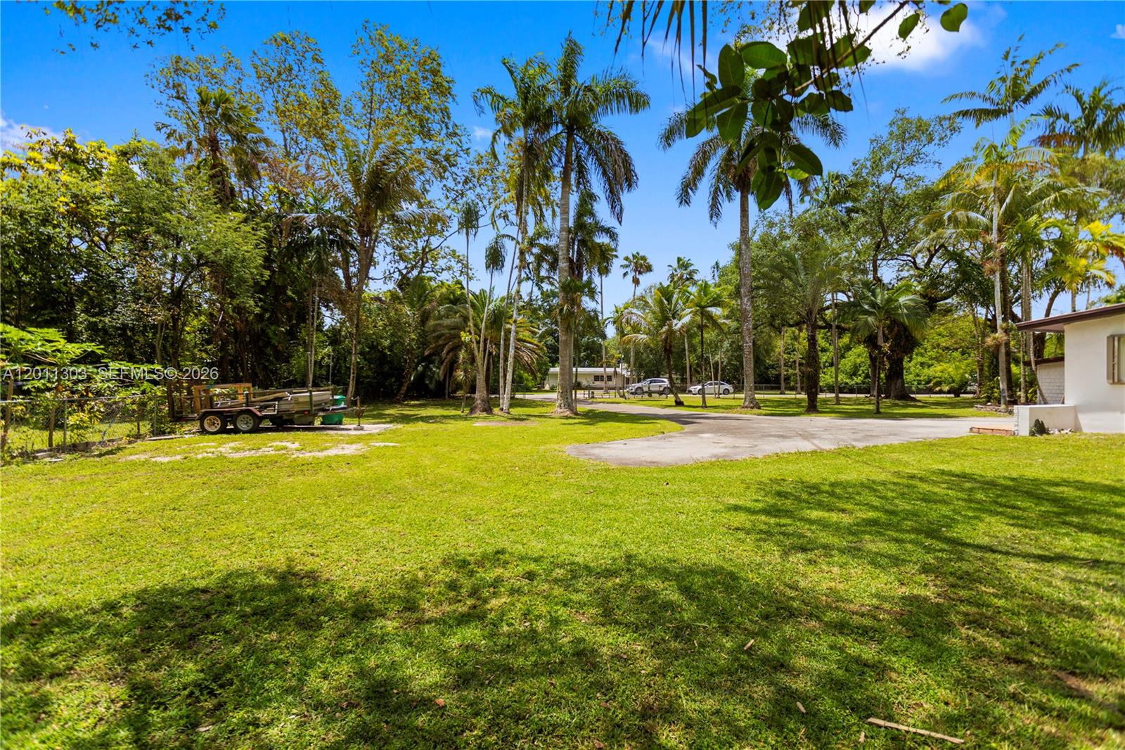 RIDGEWOOD ESTATES - Residential