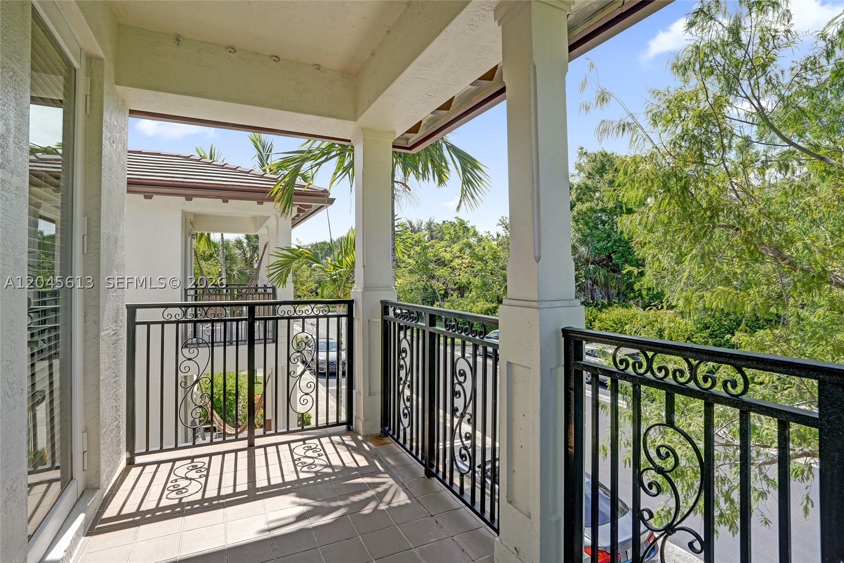 PALOMA LAKES - Residential