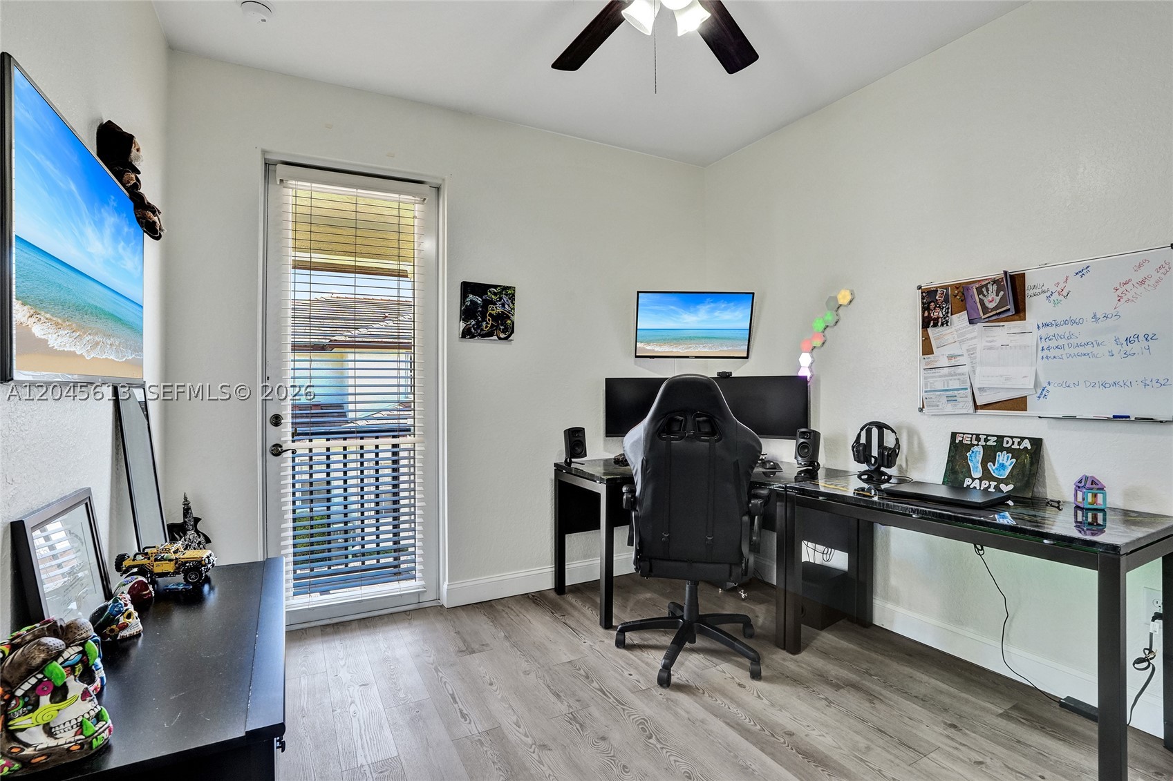 PALOMA LAKES - Residential