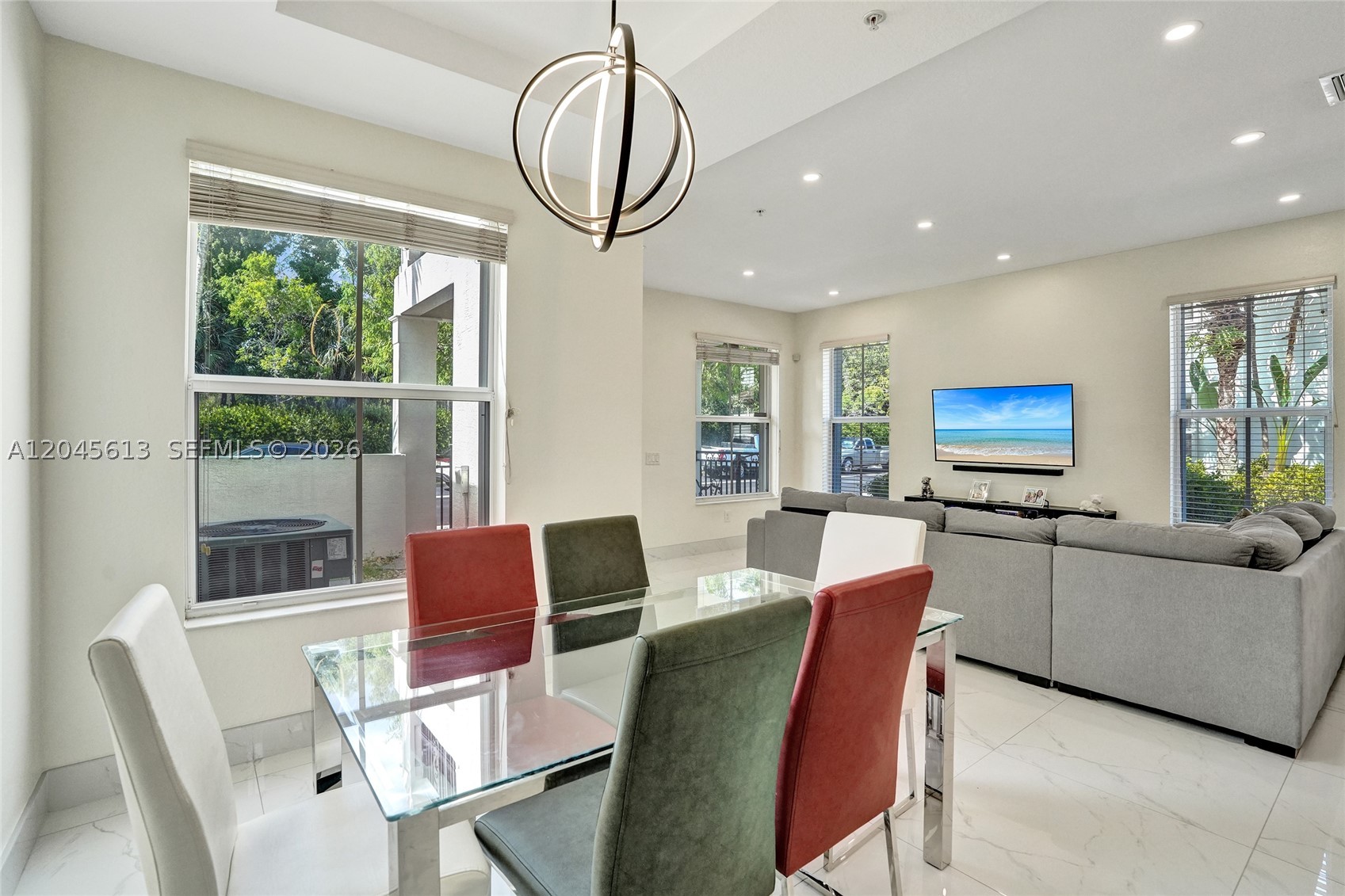 PALOMA LAKES - Residential