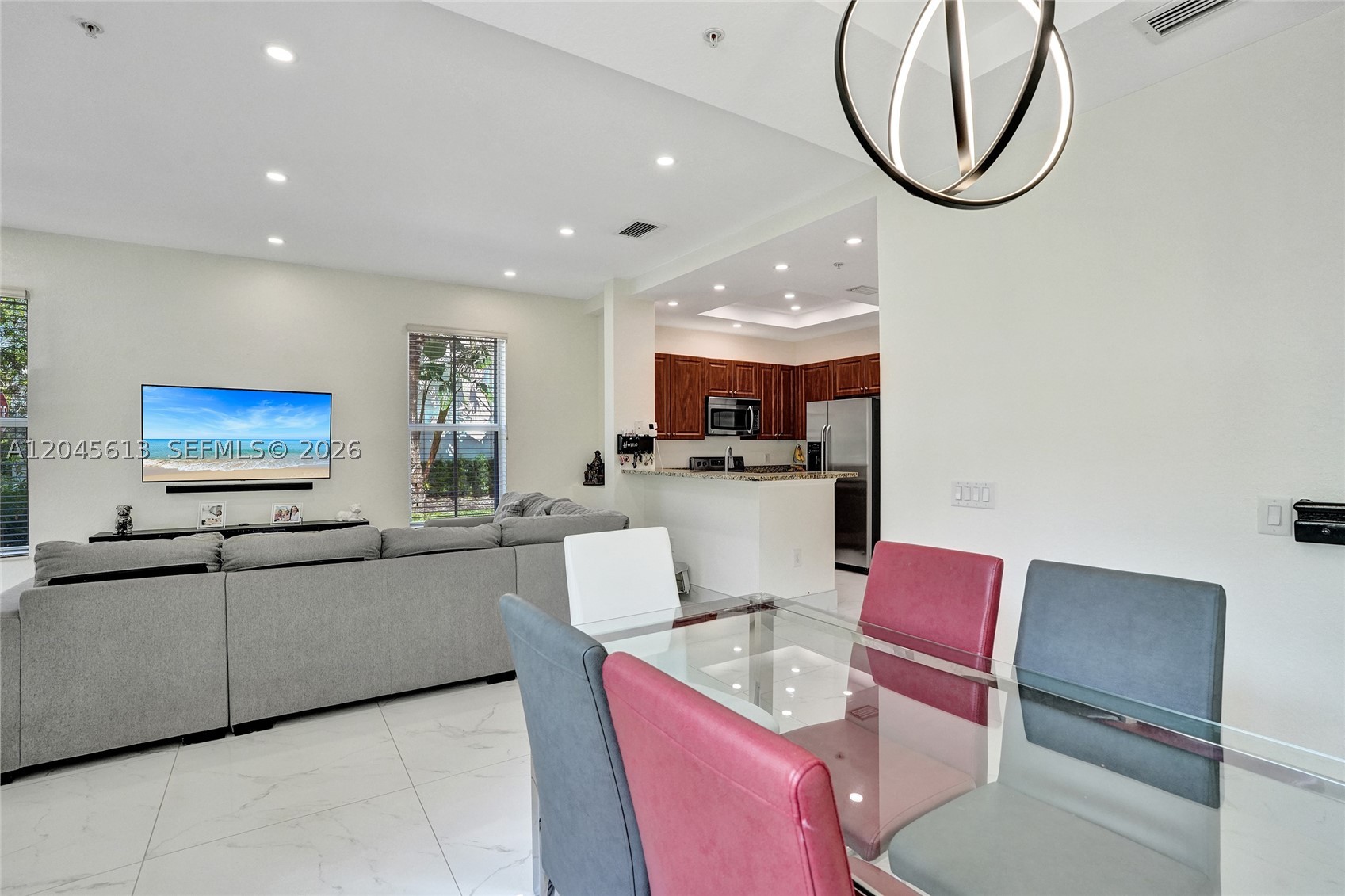 PALOMA LAKES - Residential