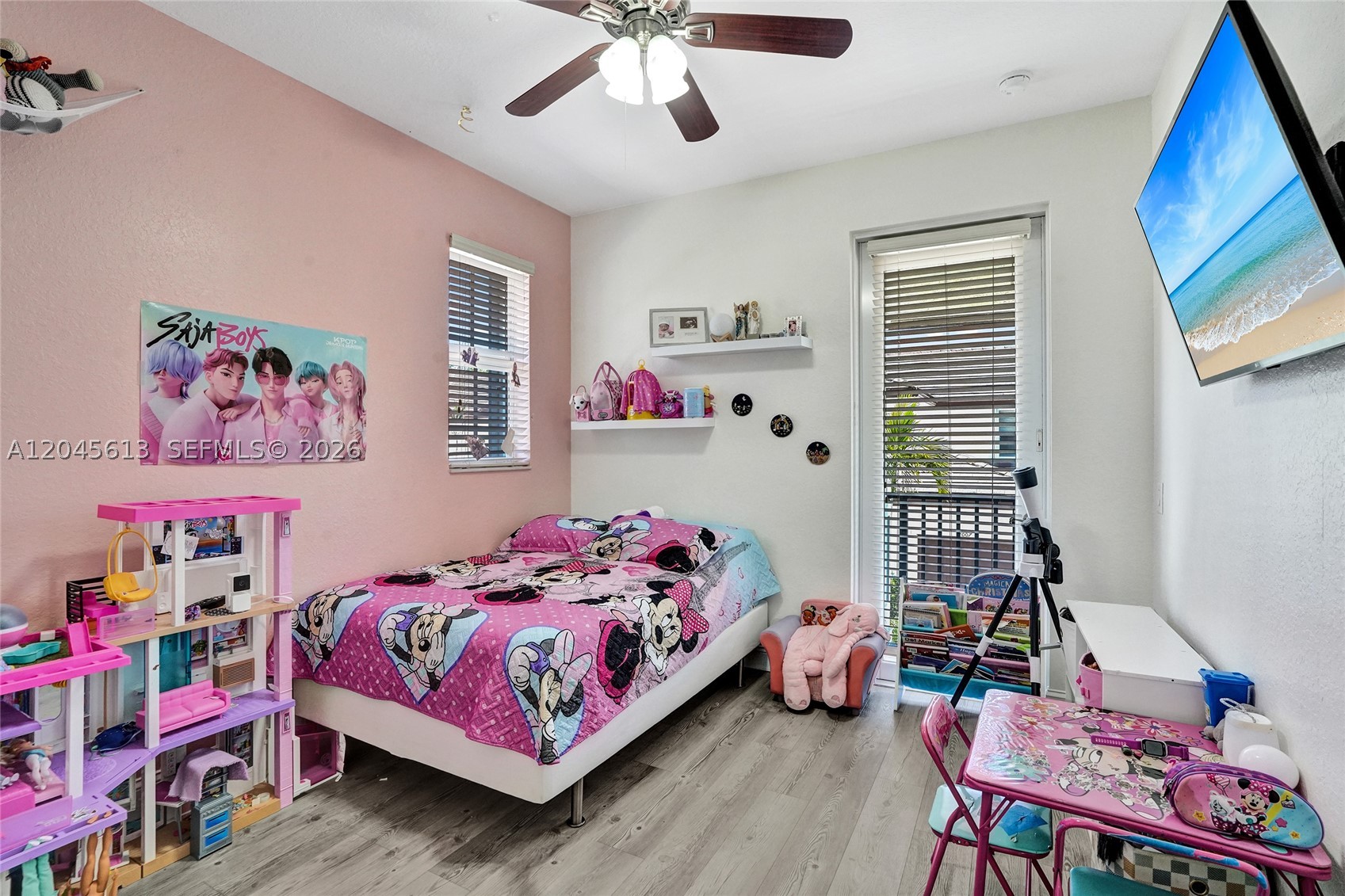 PALOMA LAKES - Residential