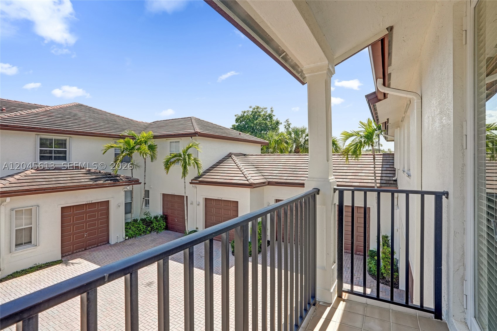 PALOMA LAKES - Residential