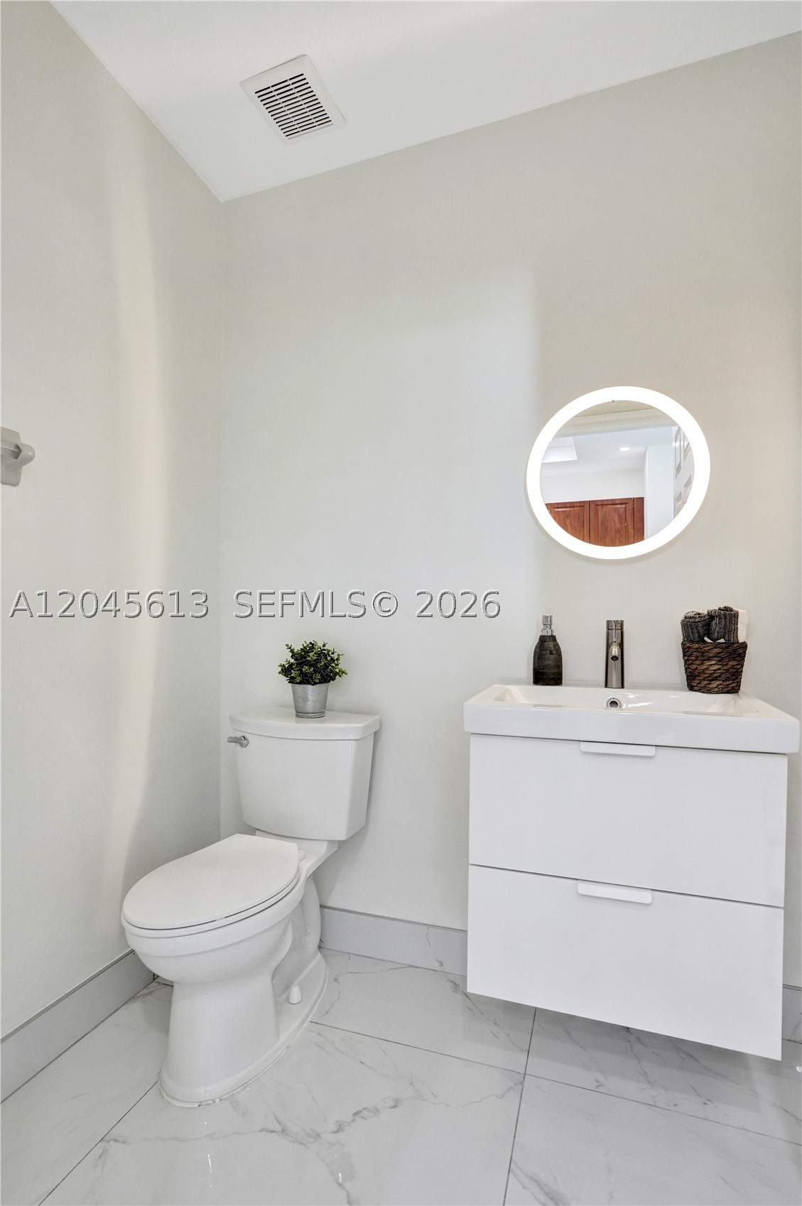 PALOMA LAKES - Residential