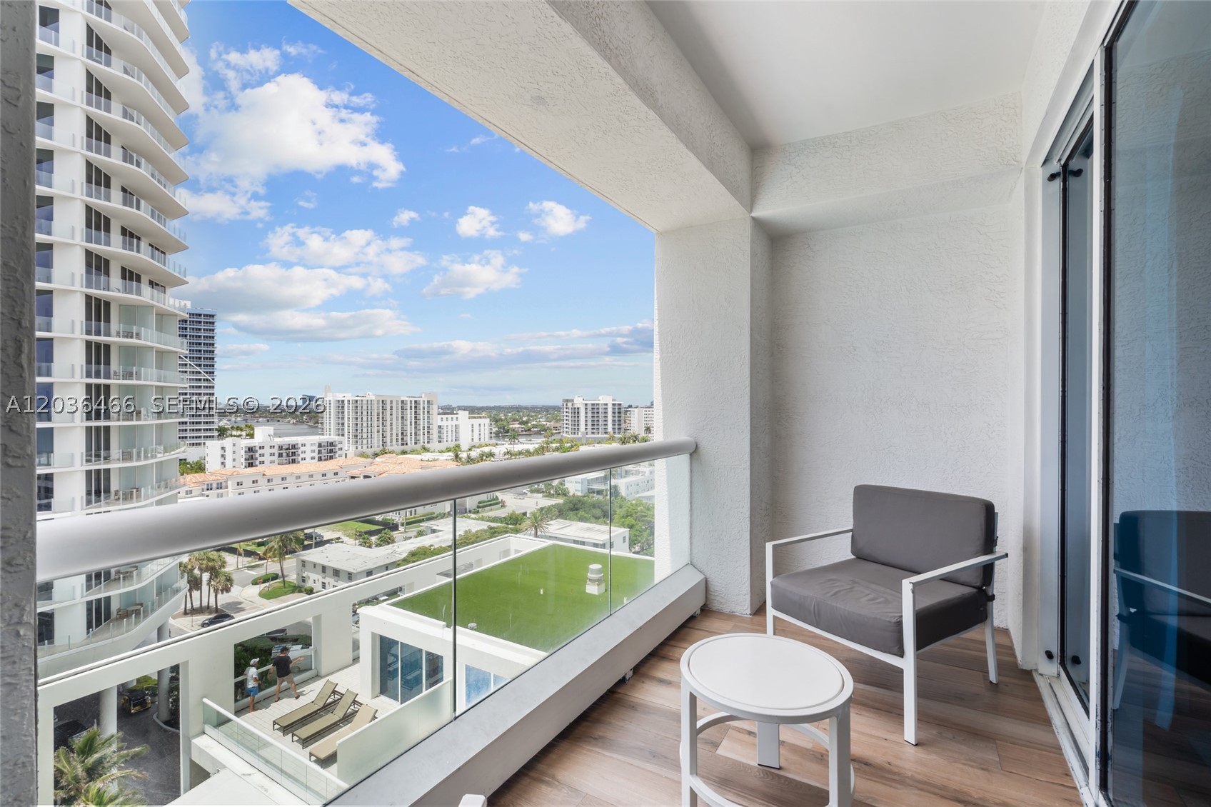 551 FLB CONDOMINIUM HOTEL - Residential