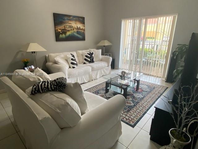 PALM GARDENS AT DORAL CON - Residential Lease