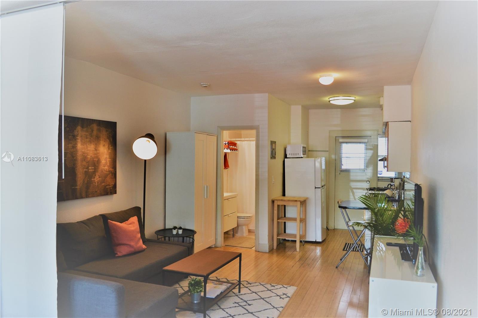 THE LOFTS AT HARDING COND - Residential Lease