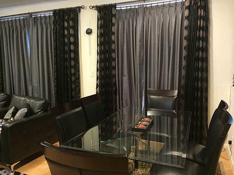 KENSINGTON 146-39 B POR P - Residential