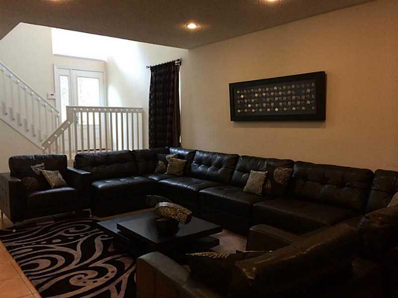 KENSINGTON 146-39 B POR P - Residential