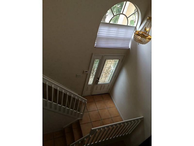 KENSINGTON 146-39 B POR P - Residential