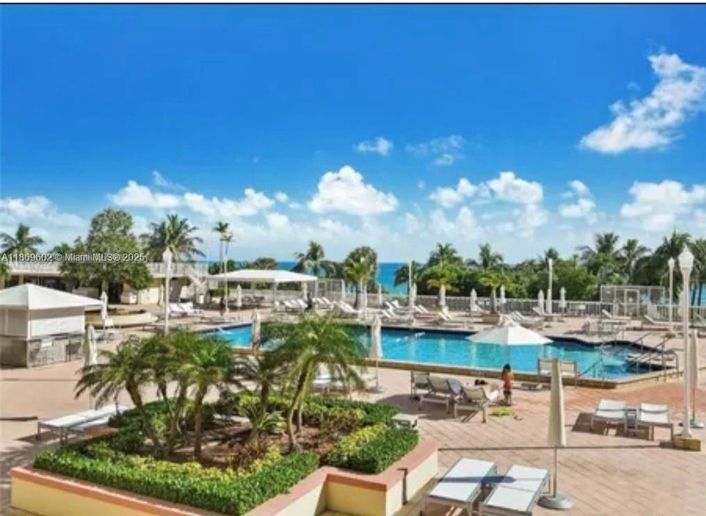 BALMORAL CONDO - Residential