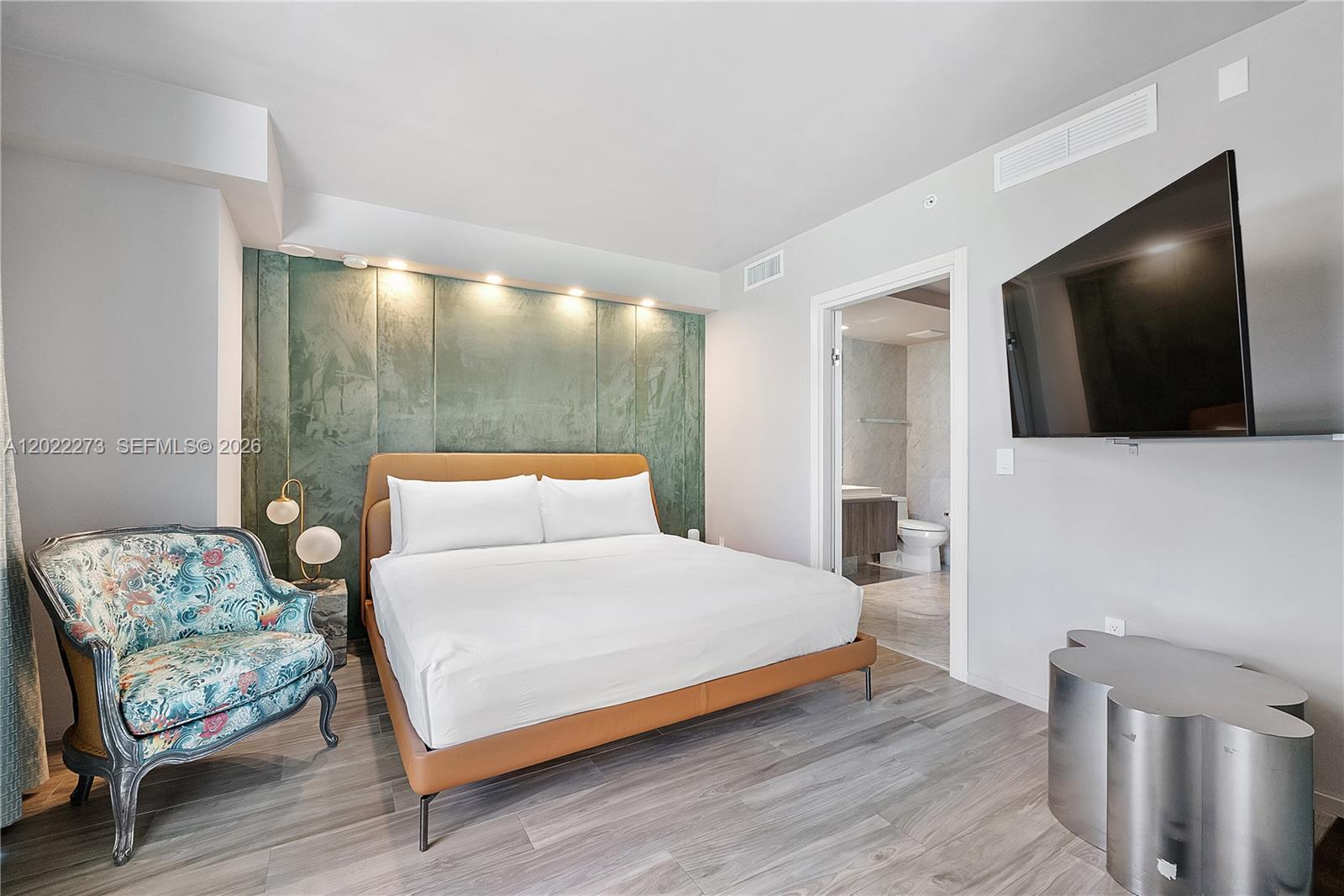 801 SMA RESIDENCES CONDO - Residential