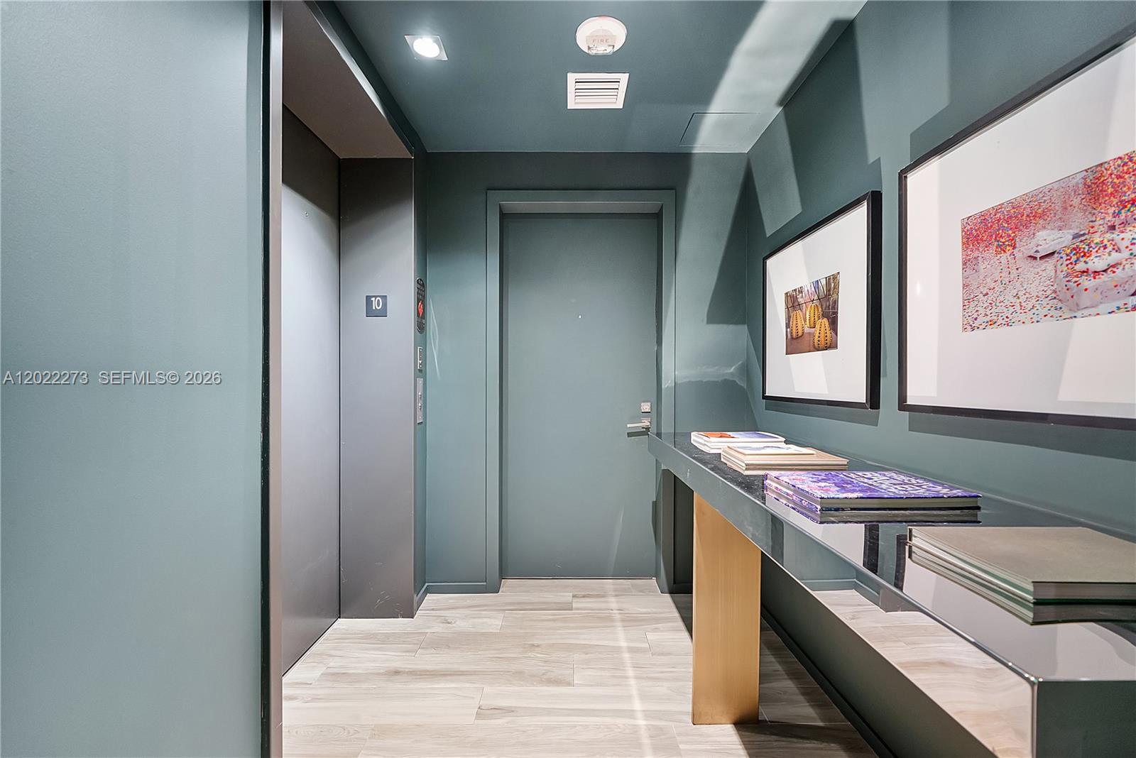 801 SMA RESIDENCES CONDO - Residential