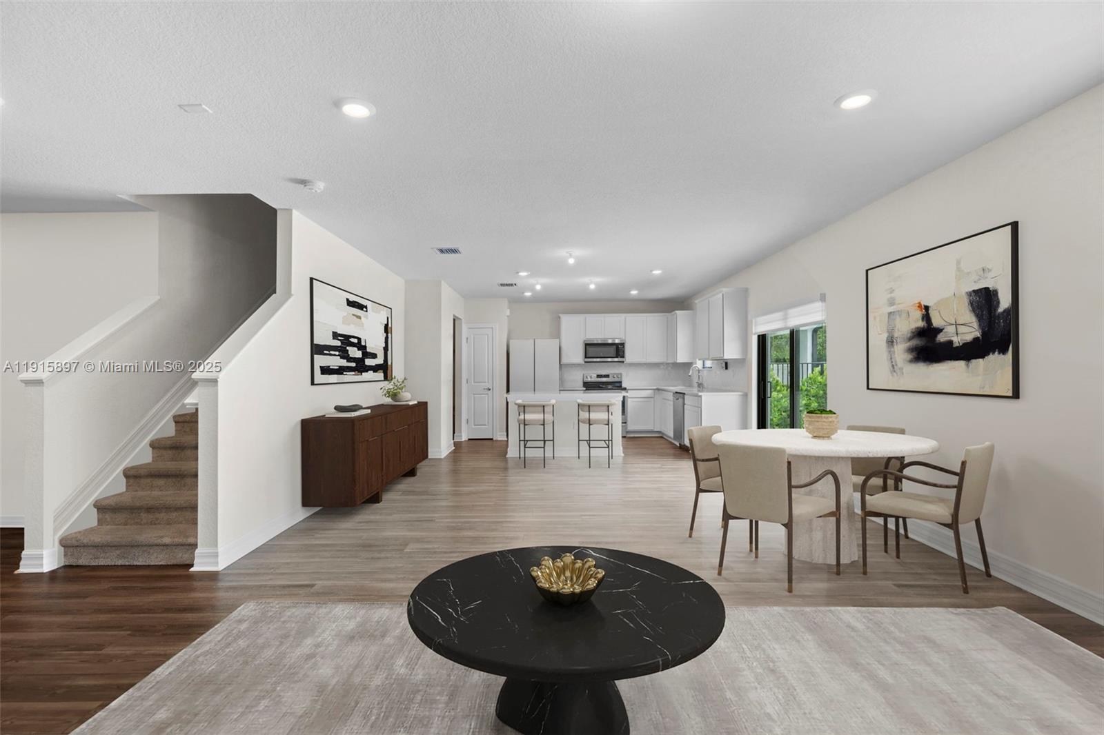 SOMERSET PLAZA - Residential