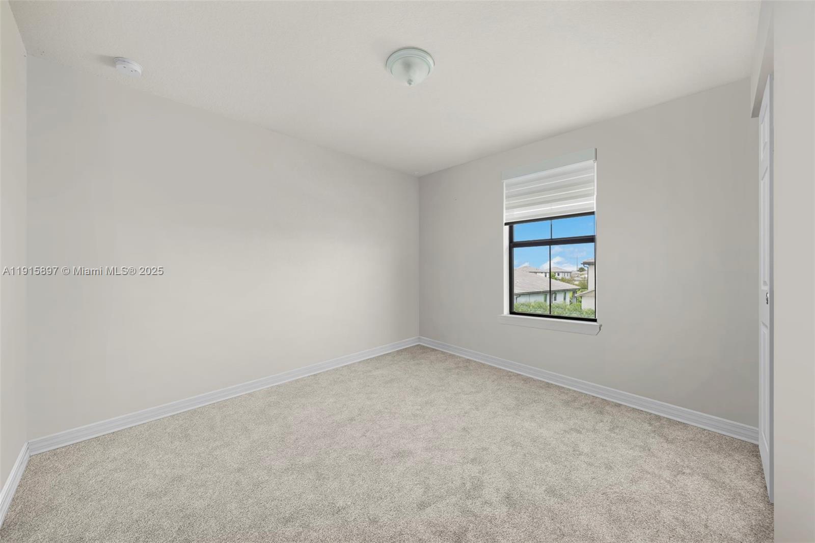 SOMERSET PLAZA - Residential