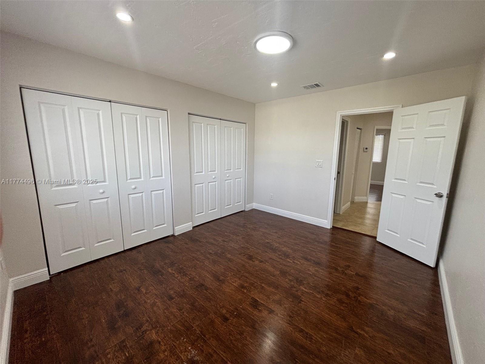 TROPICAL ESTATES - Residential Lease