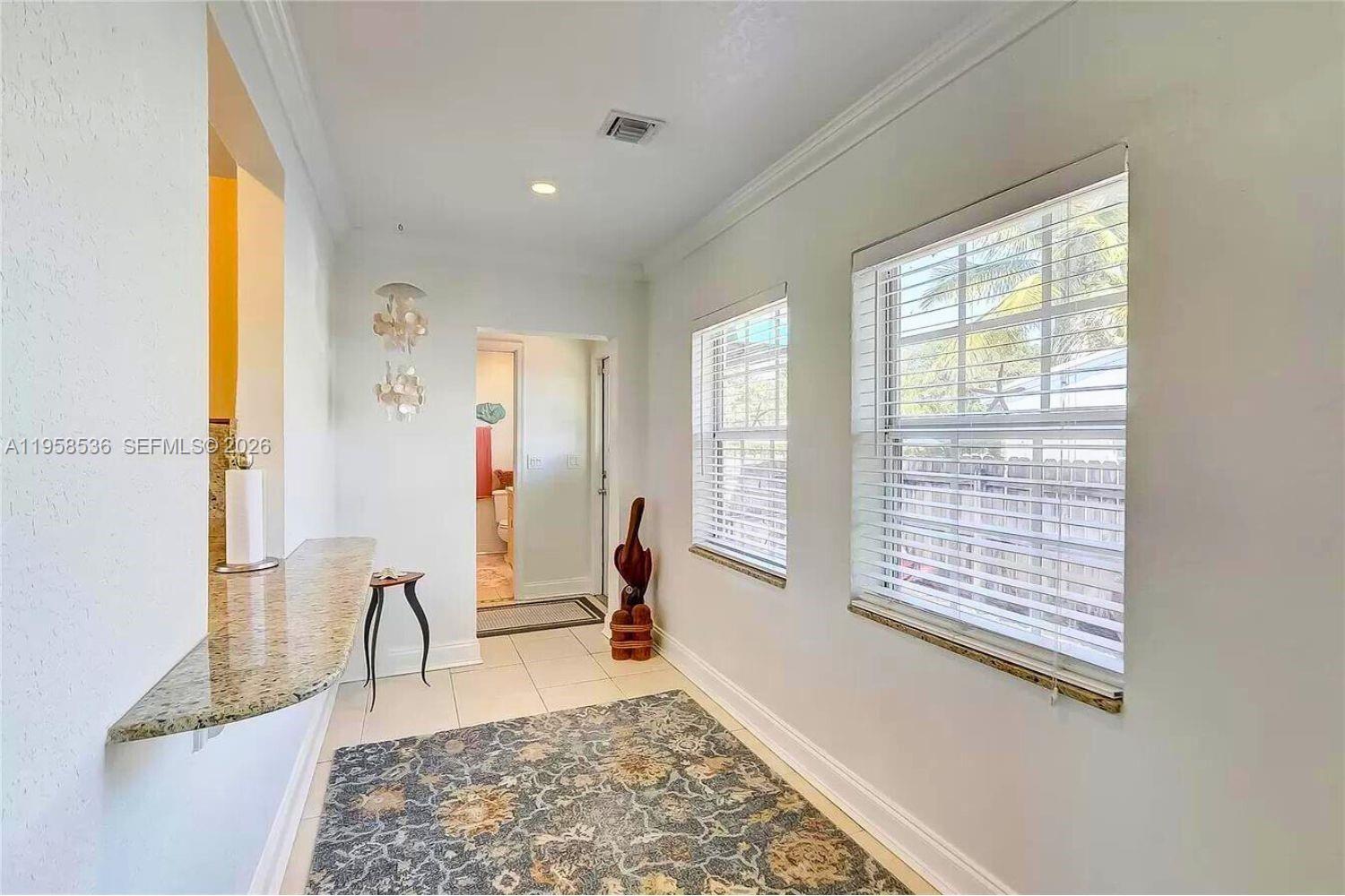 HOLLYWOOD PARK - Residential