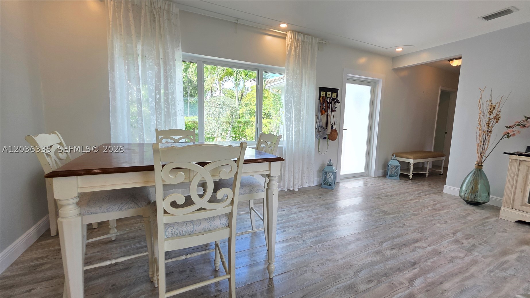 GRIFFING BISCAYNE PK EST - Residential Lease