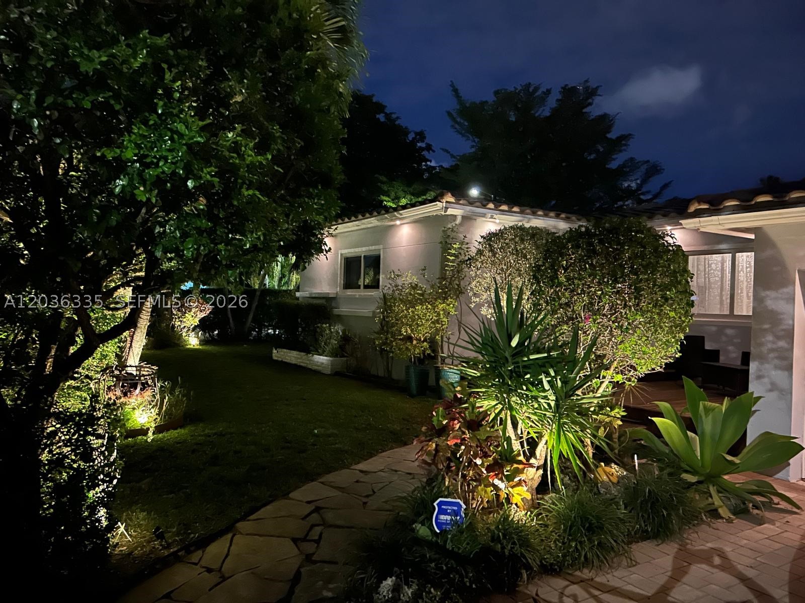 GRIFFING BISCAYNE PK EST - Residential Lease