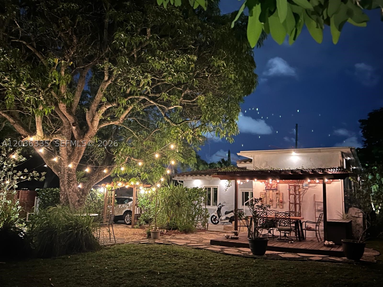 GRIFFING BISCAYNE PK EST - Residential Lease