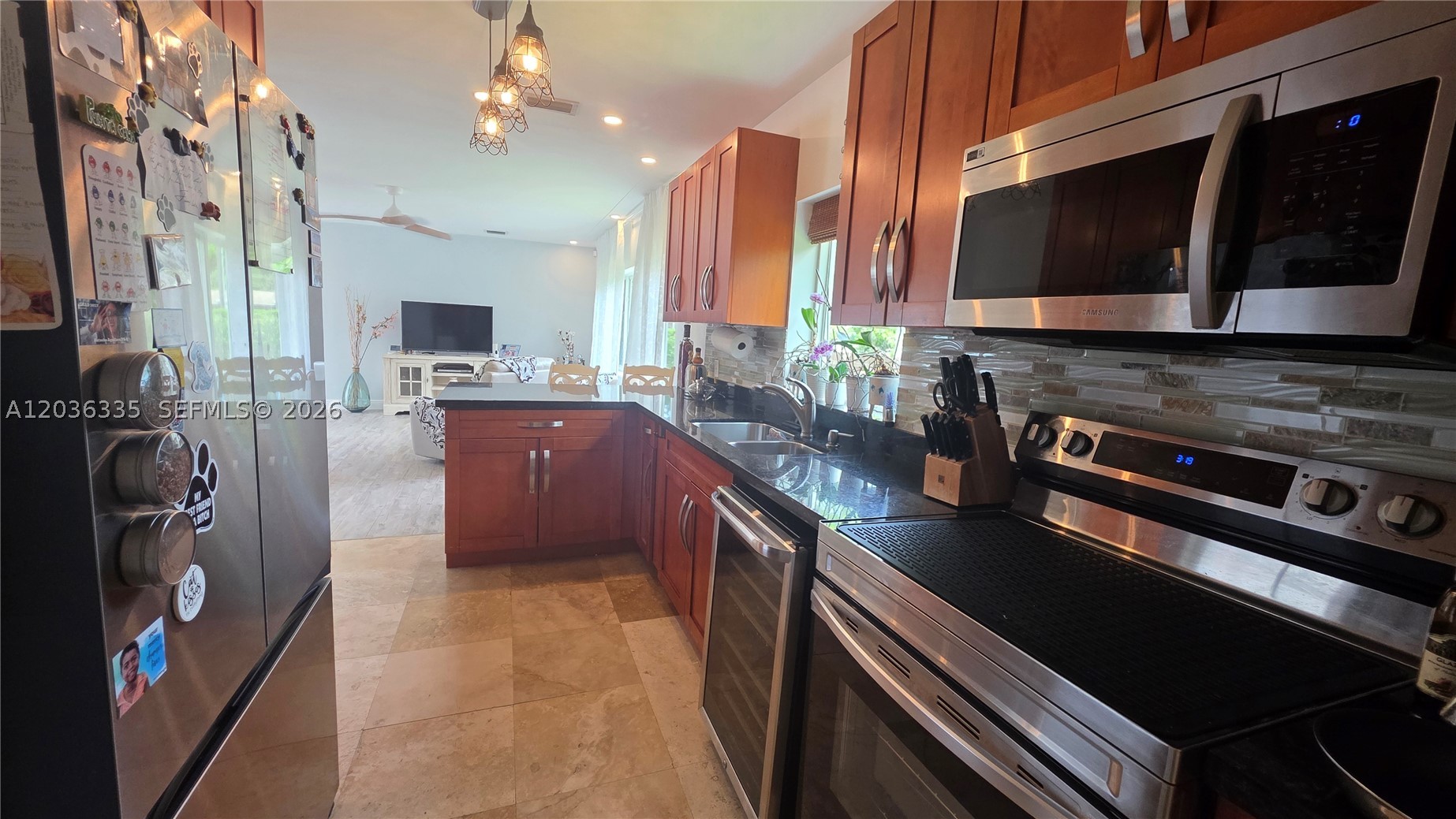 GRIFFING BISCAYNE PK EST - Residential Lease