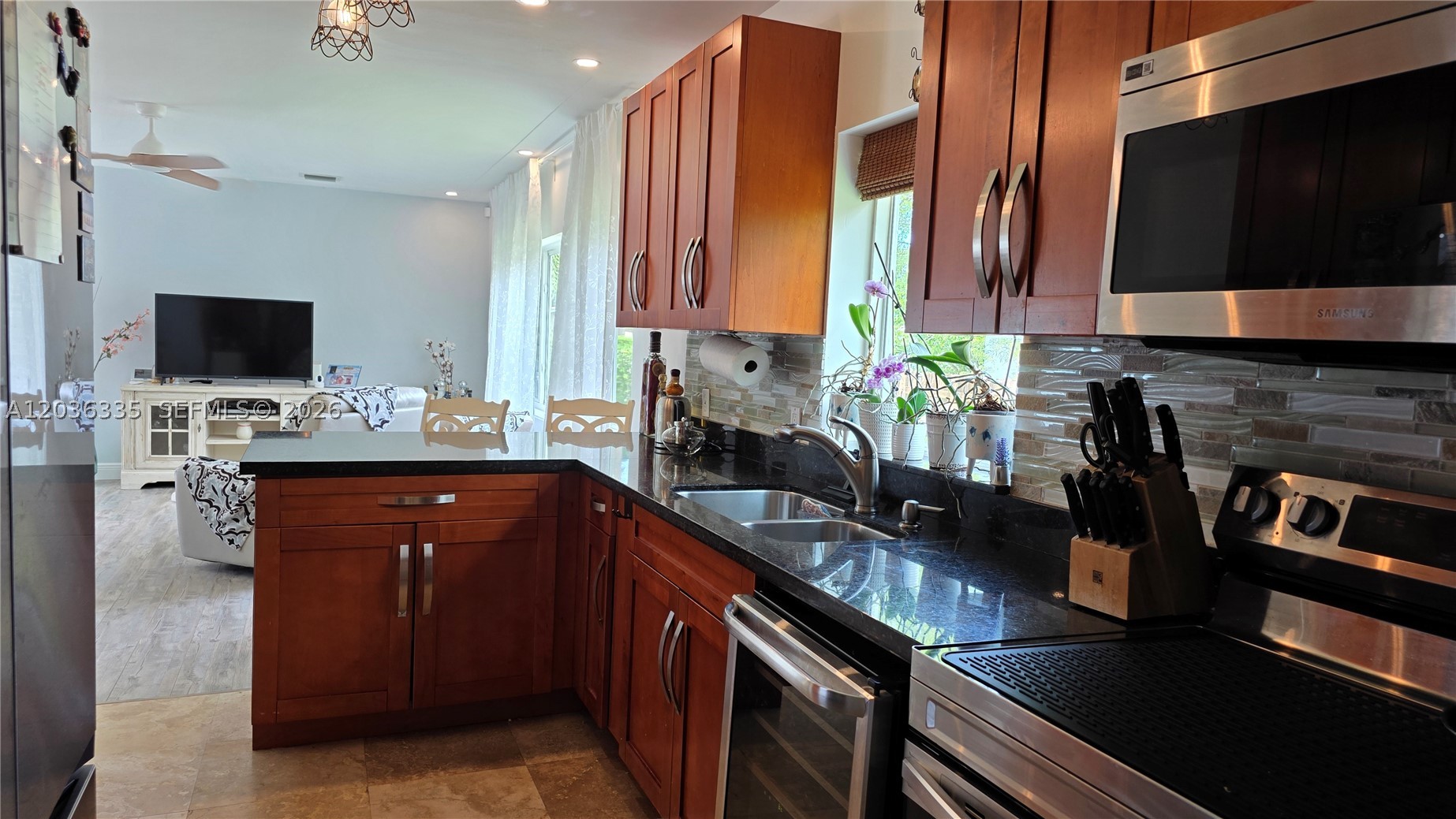 GRIFFING BISCAYNE PK EST - Residential Lease