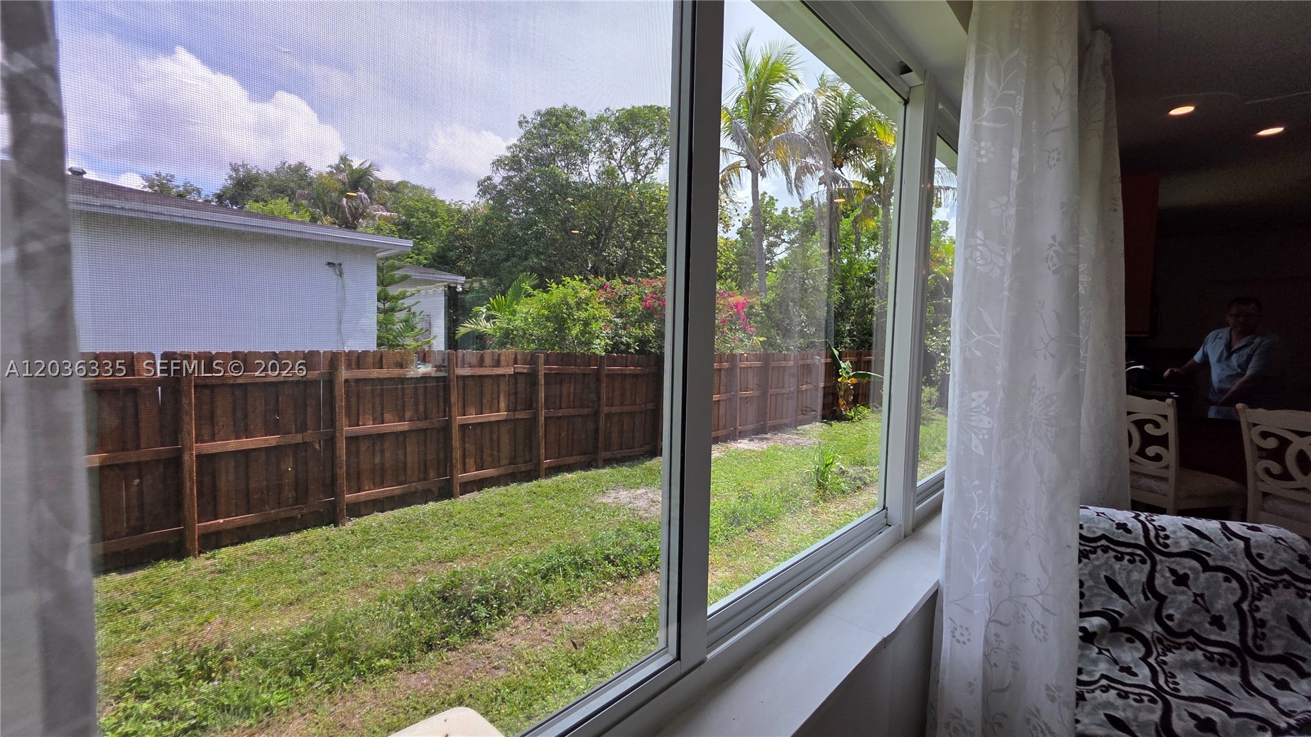 GRIFFING BISCAYNE PK EST - Residential Lease