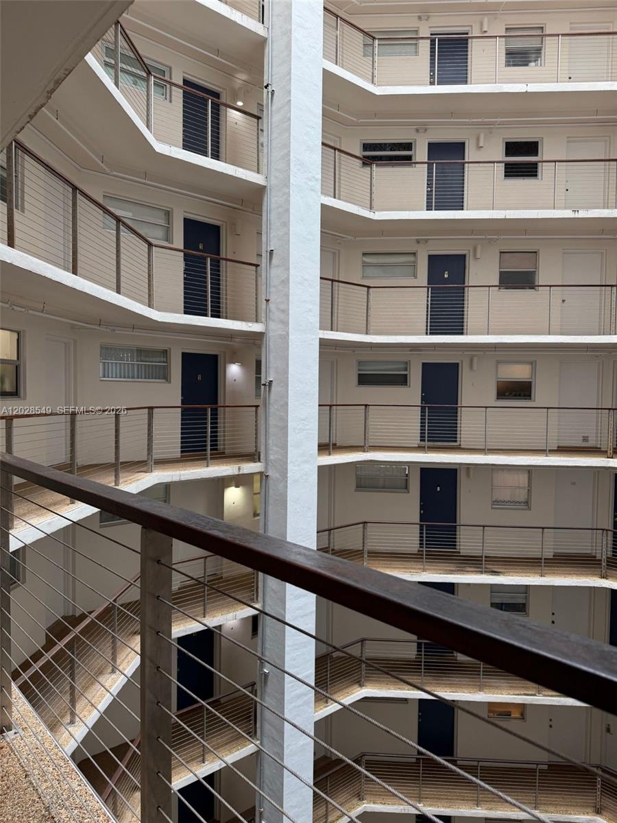 OCTAGON TOWERS I CONDO - Residential Lease