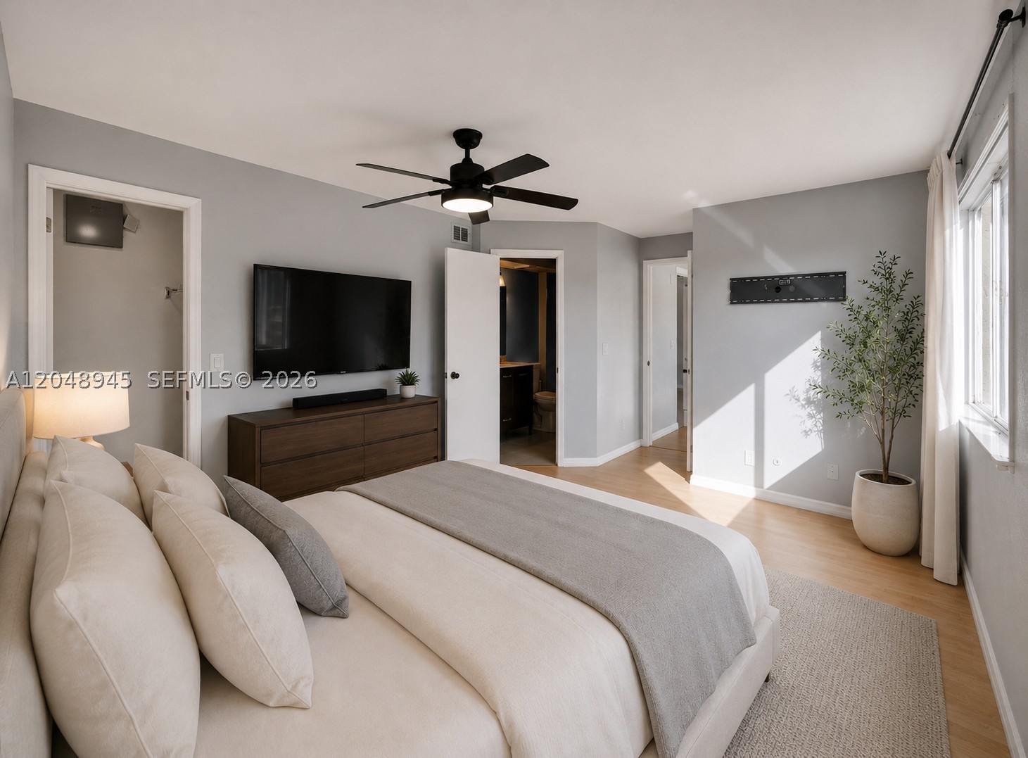 ISLES AT LAGO MAR CONDO - Residential Lease