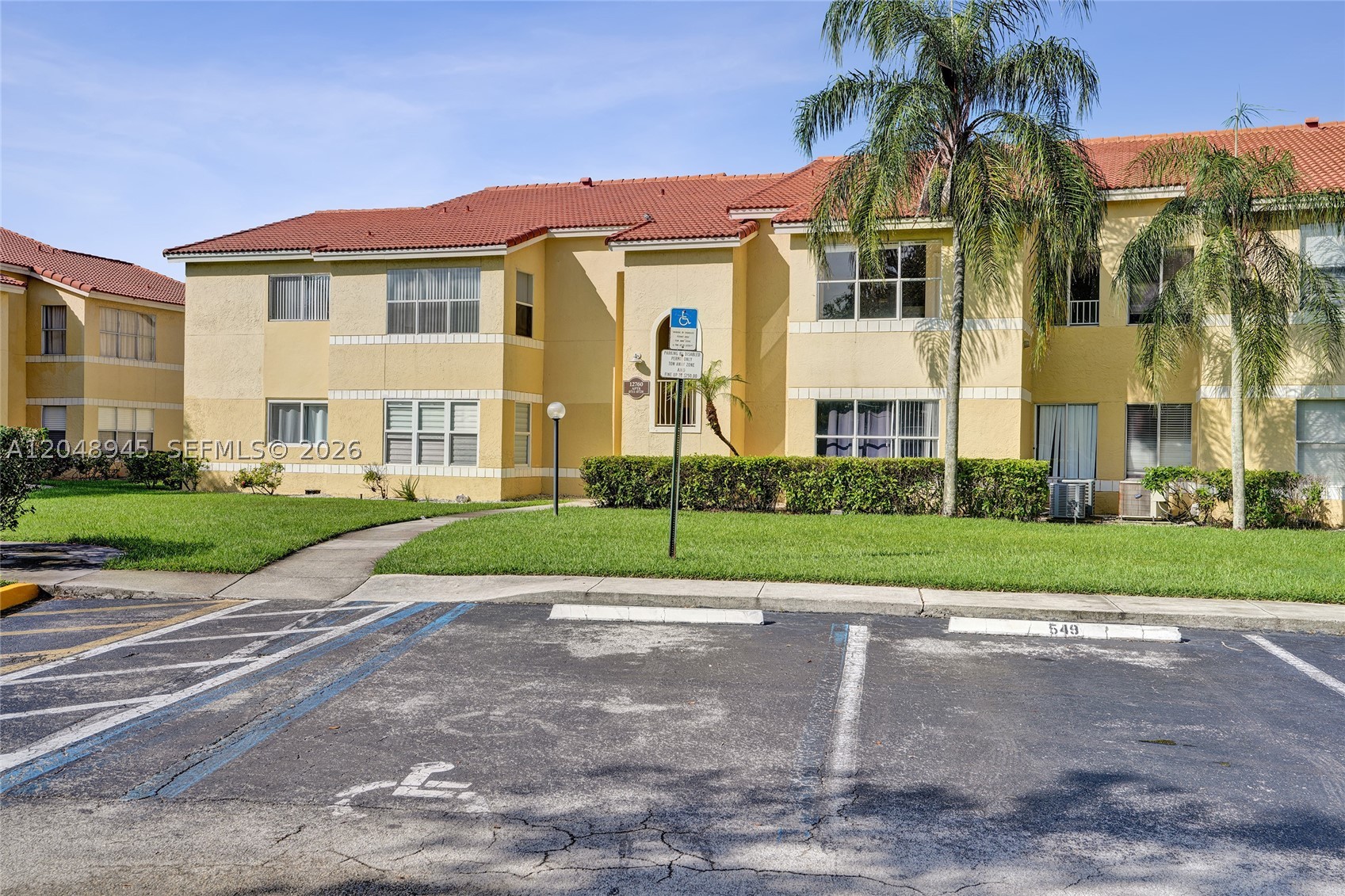 ISLES AT LAGO MAR CONDO - Residential Lease