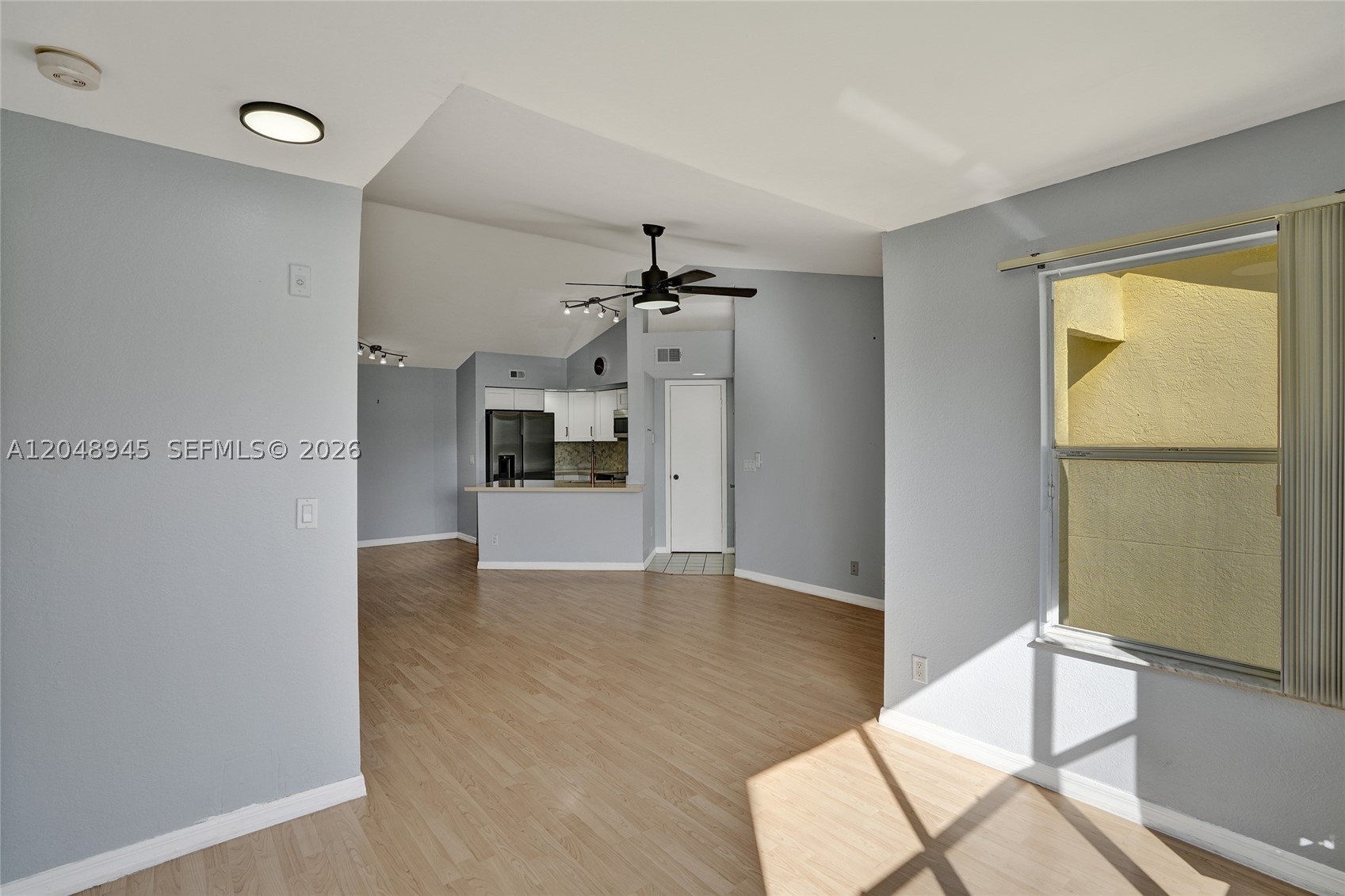 ISLES AT LAGO MAR CONDO - Residential Lease