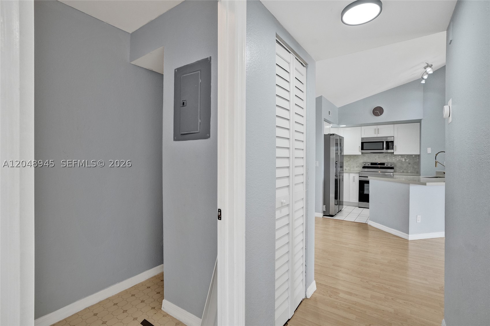 ISLES AT LAGO MAR CONDO - Residential Lease