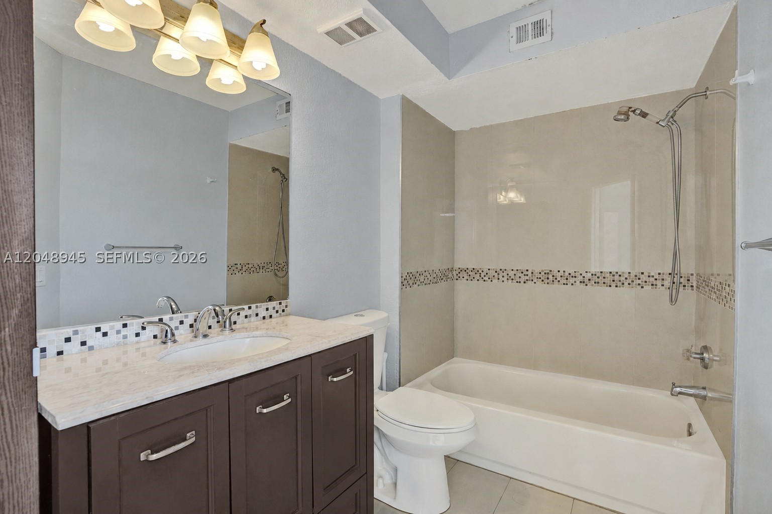 ISLES AT LAGO MAR CONDO - Residential Lease