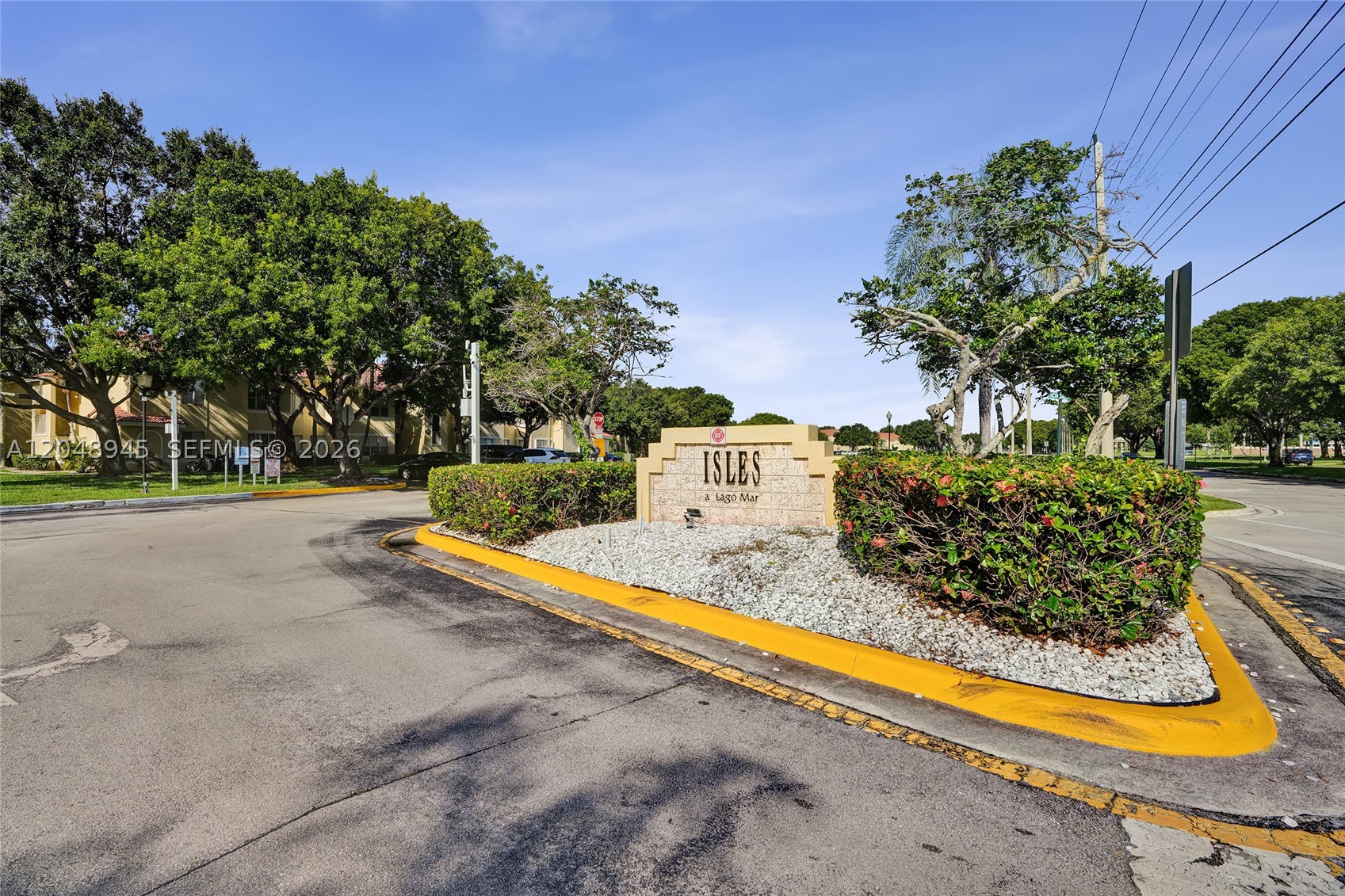 ISLES AT LAGO MAR CONDO - Residential Lease