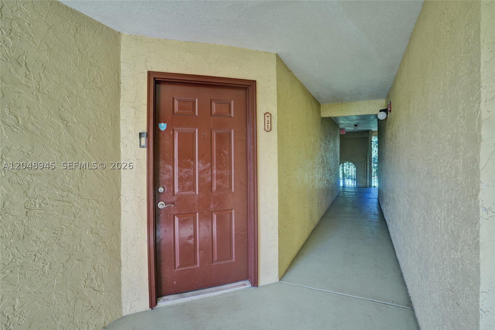 ISLES AT LAGO MAR CONDO - Residential Lease