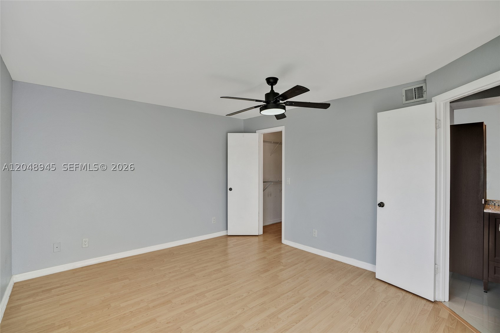 ISLES AT LAGO MAR CONDO - Residential Lease