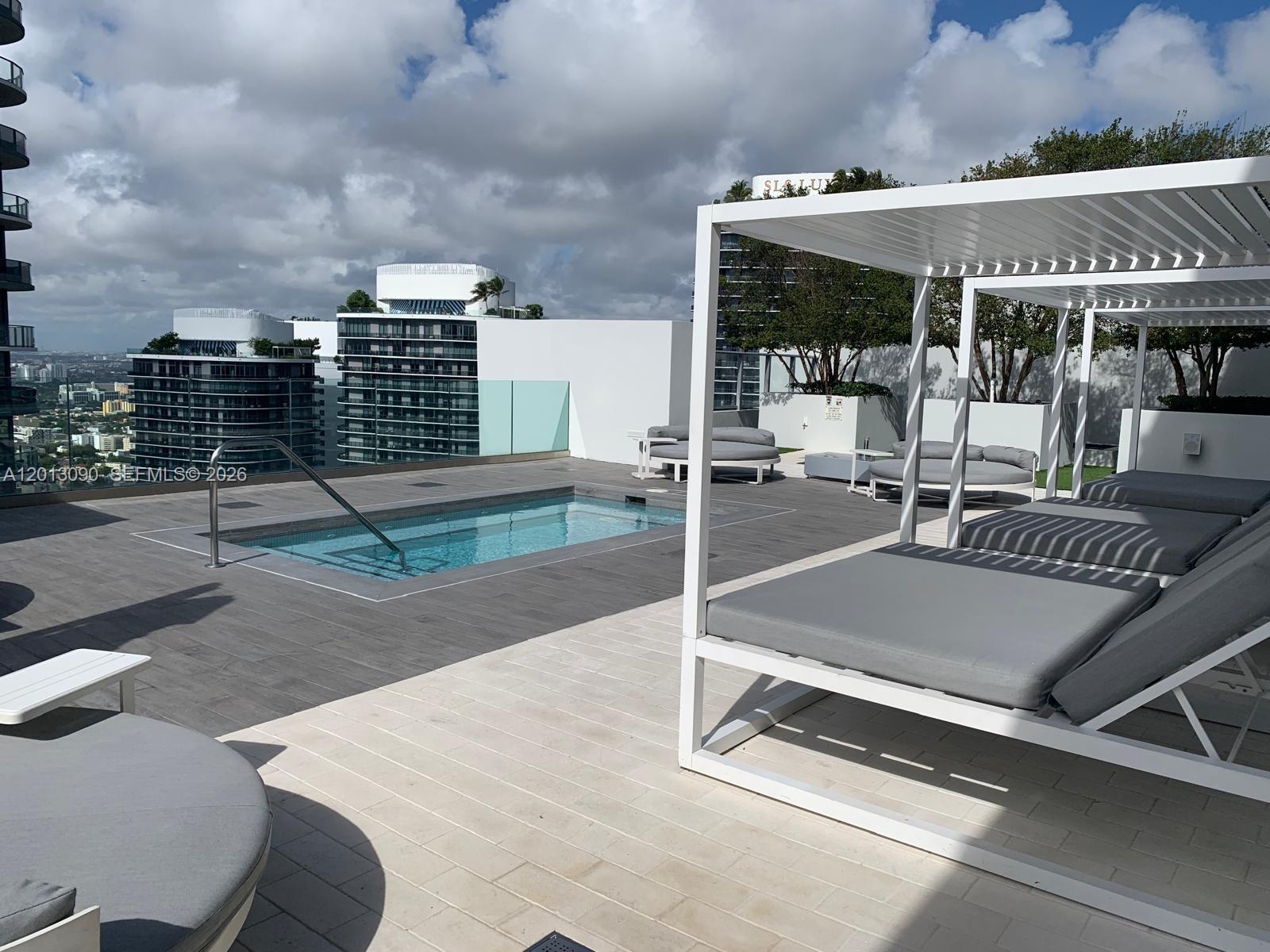 1010 BRICKELL CONDO - Residential