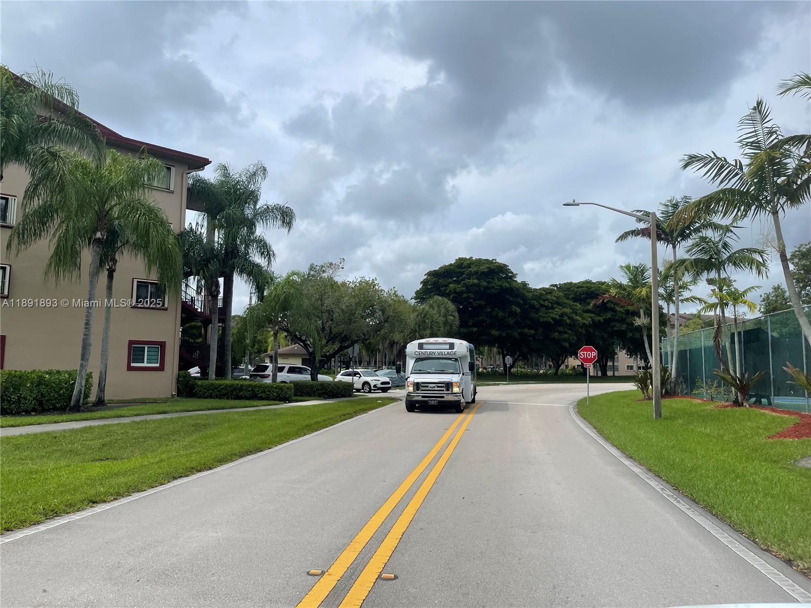 SUFFOLK AT CENTURY VILLAG - Residential