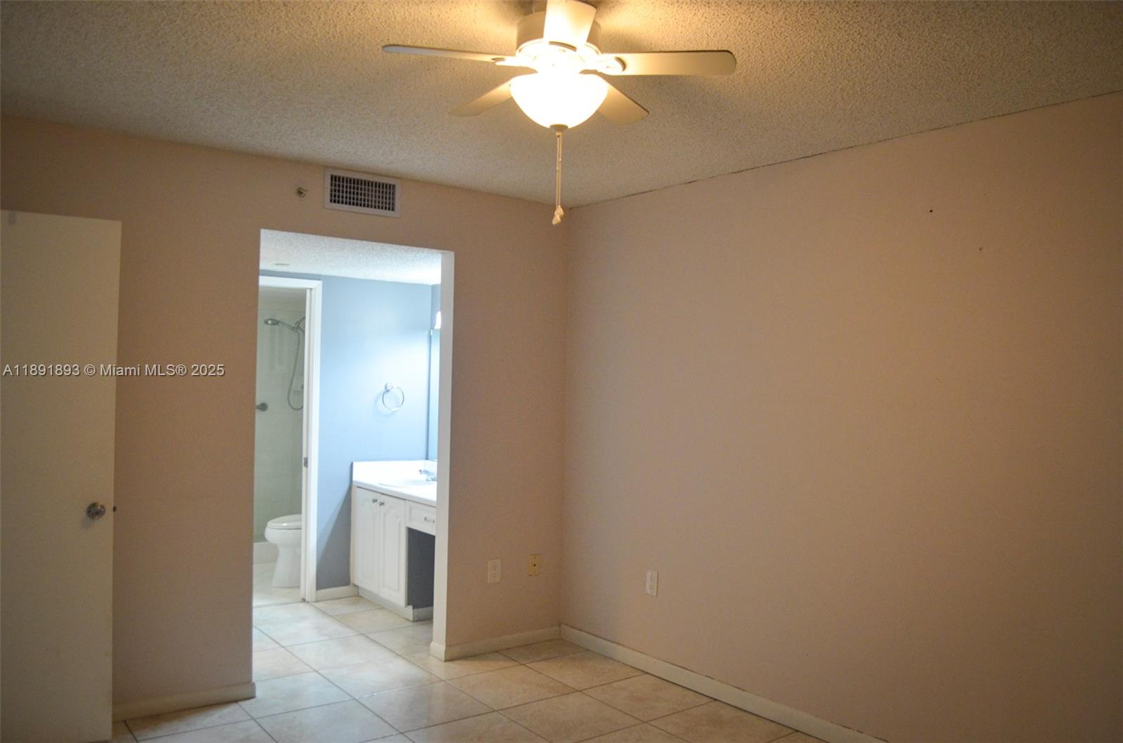 SUFFOLK AT CENTURY VILLAG - Residential