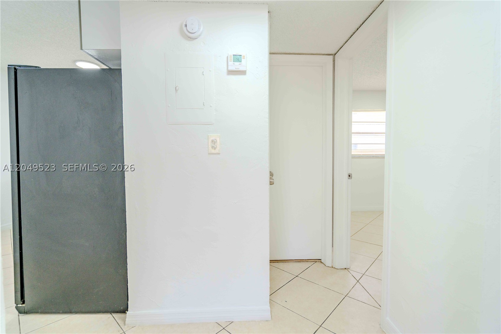 CHATEAU GROVE CONDO - Residential Lease