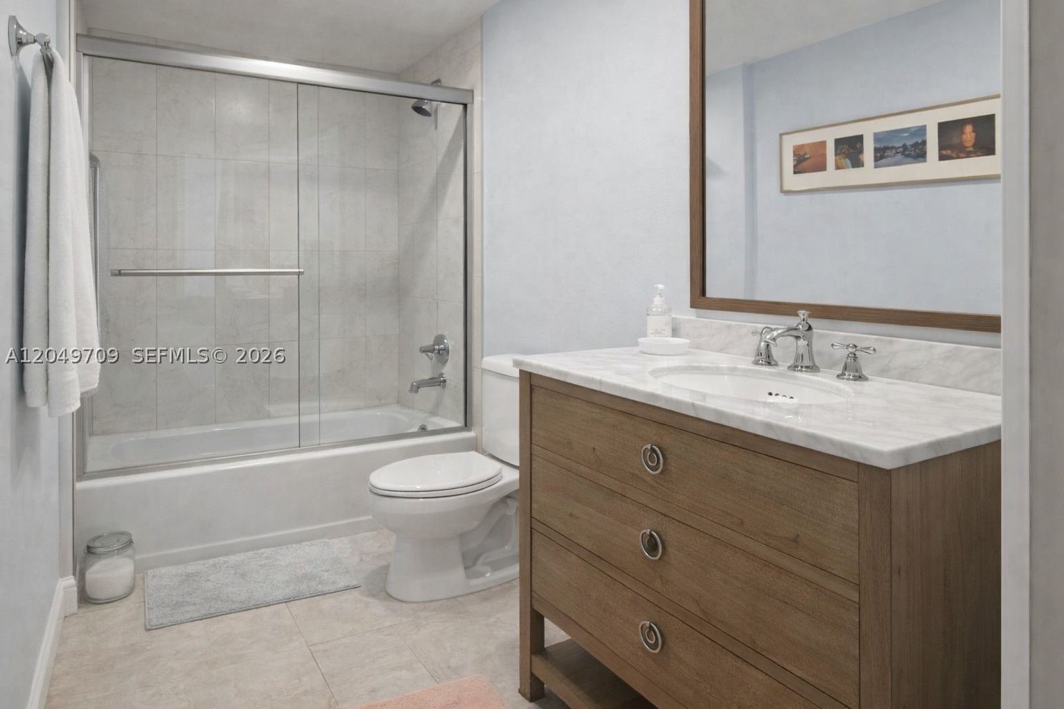 DA VINCI ON DOUGLAS CONDO - Residential