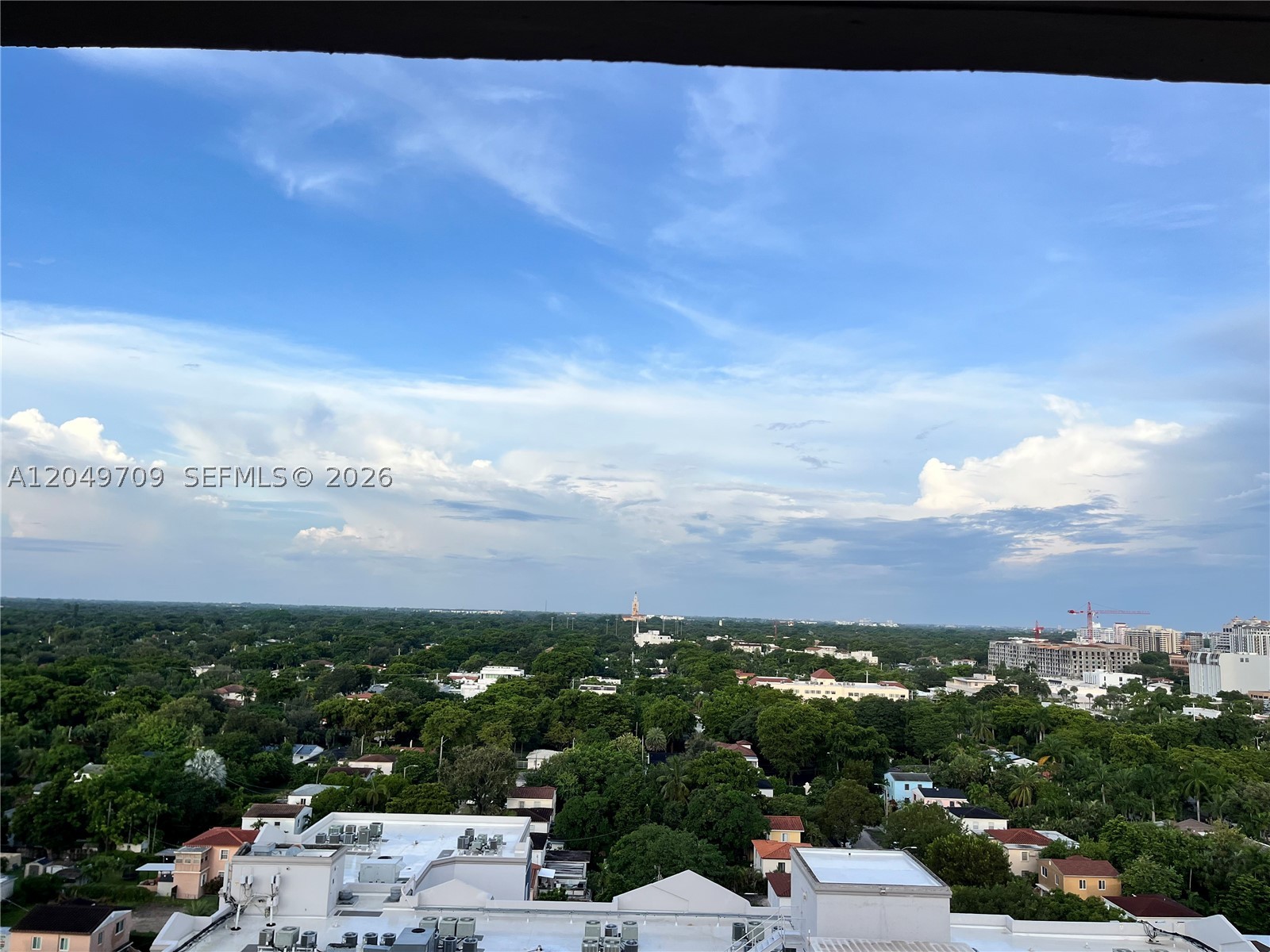 DA VINCI ON DOUGLAS CONDO - Residential