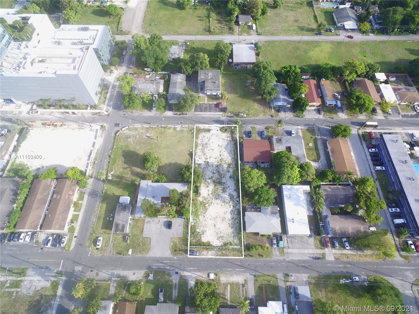 HALLANDALE PARK - Land