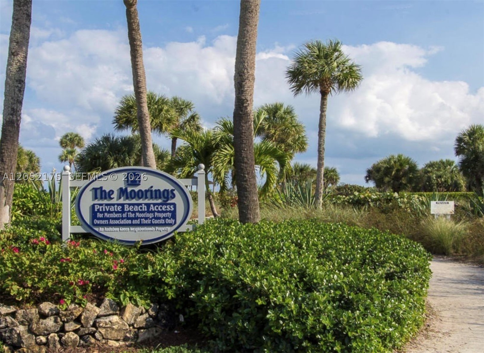 WINDWARD IV CONDOMINIUM - Residential