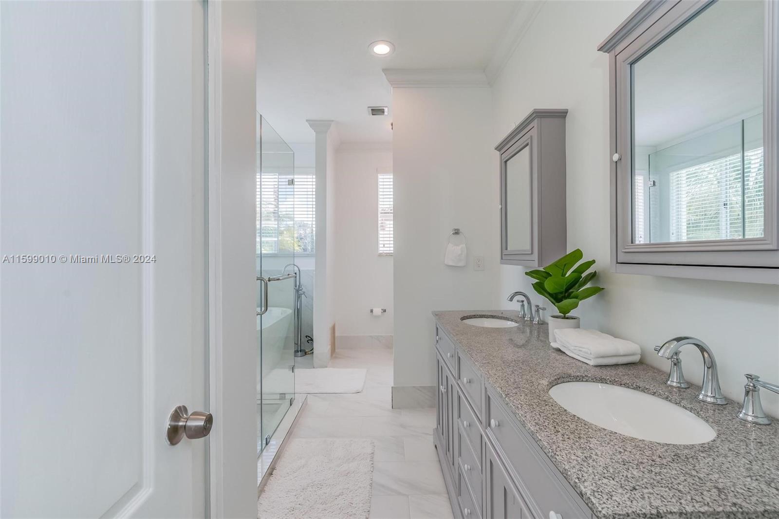 CRESTVIEW LAKES - Residential Lease