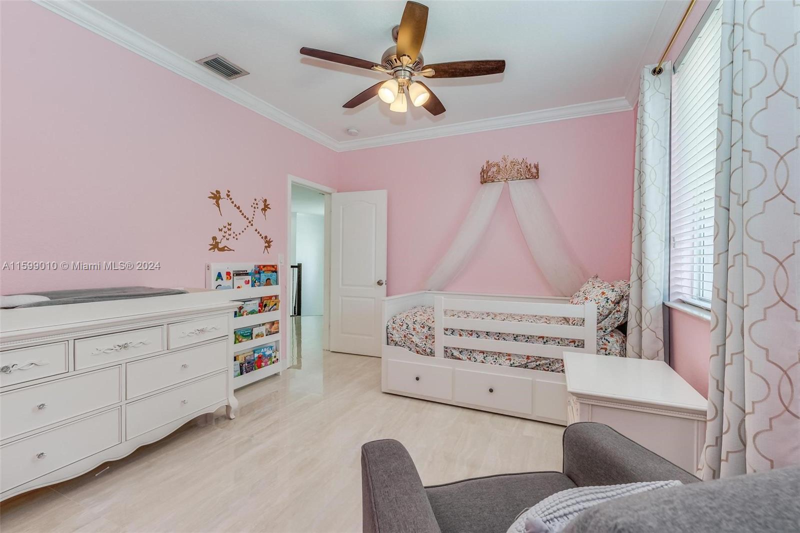 CRESTVIEW LAKES - Residential Lease