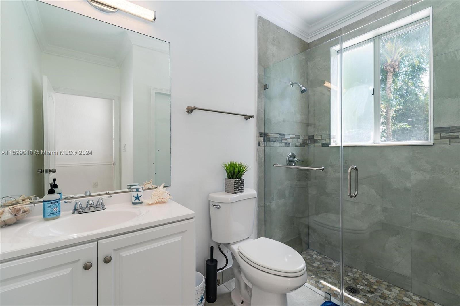 CRESTVIEW LAKES - Residential Lease