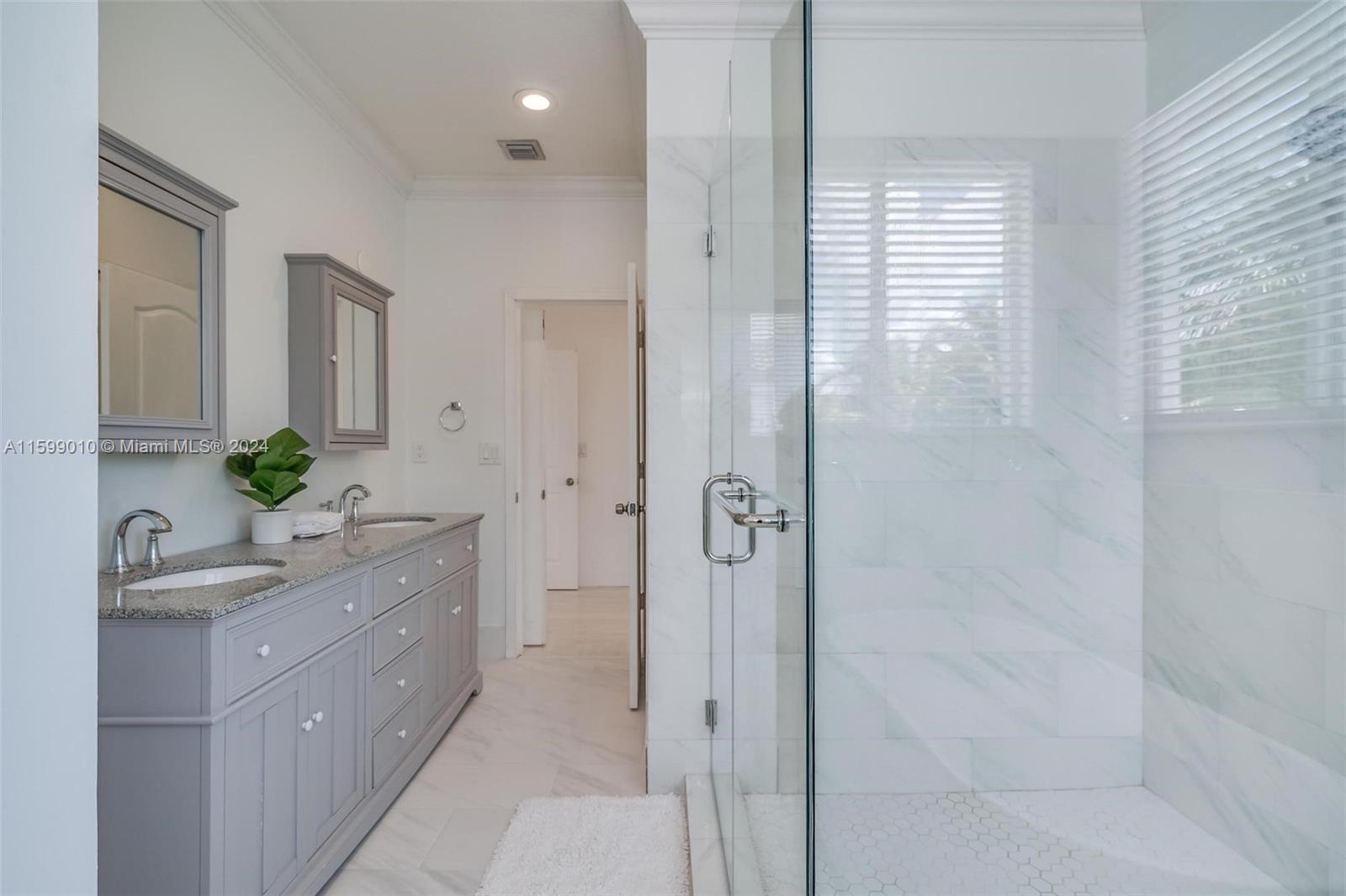 CRESTVIEW LAKES - Residential Lease