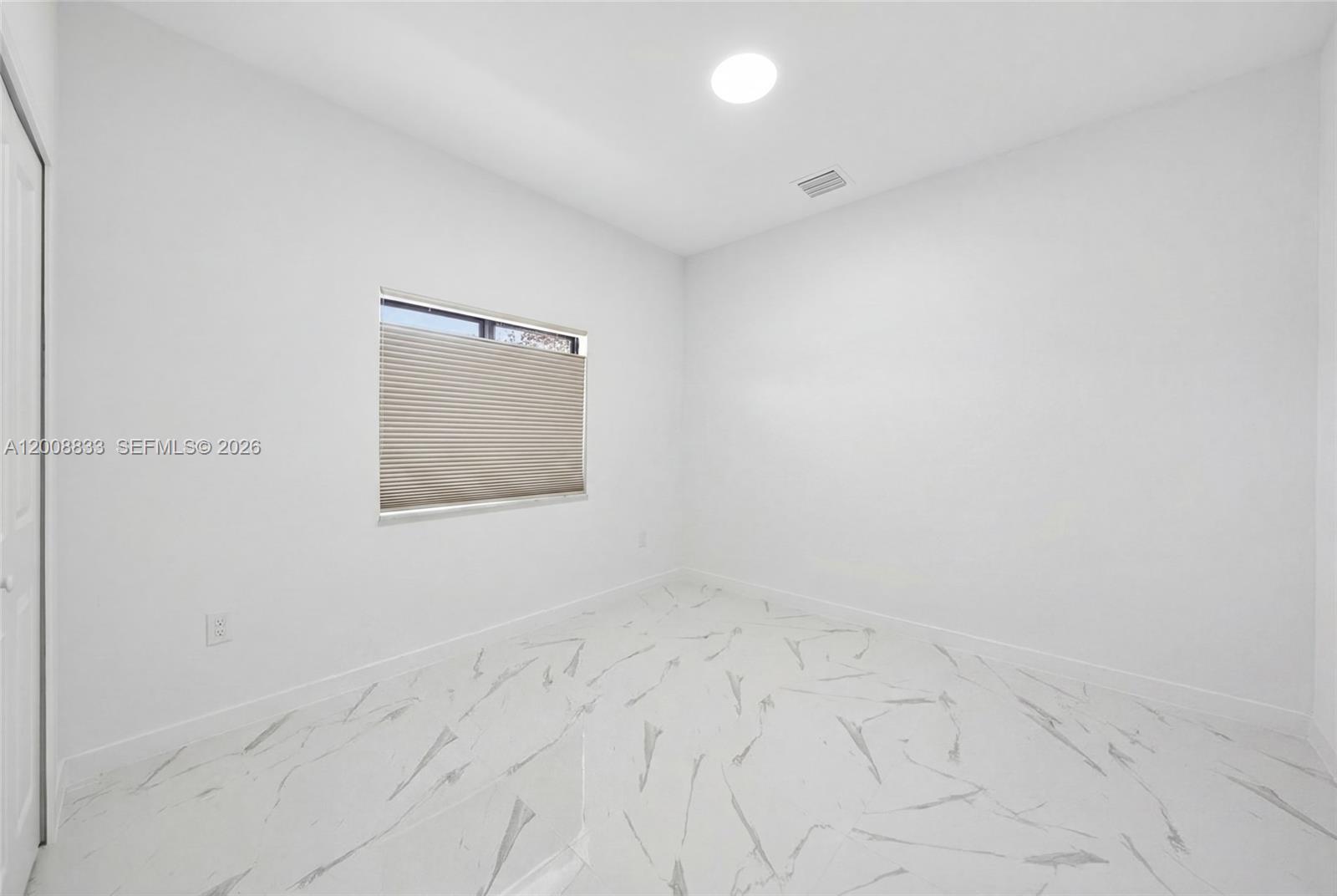 CHRISTIE LAWNS REV - Residential