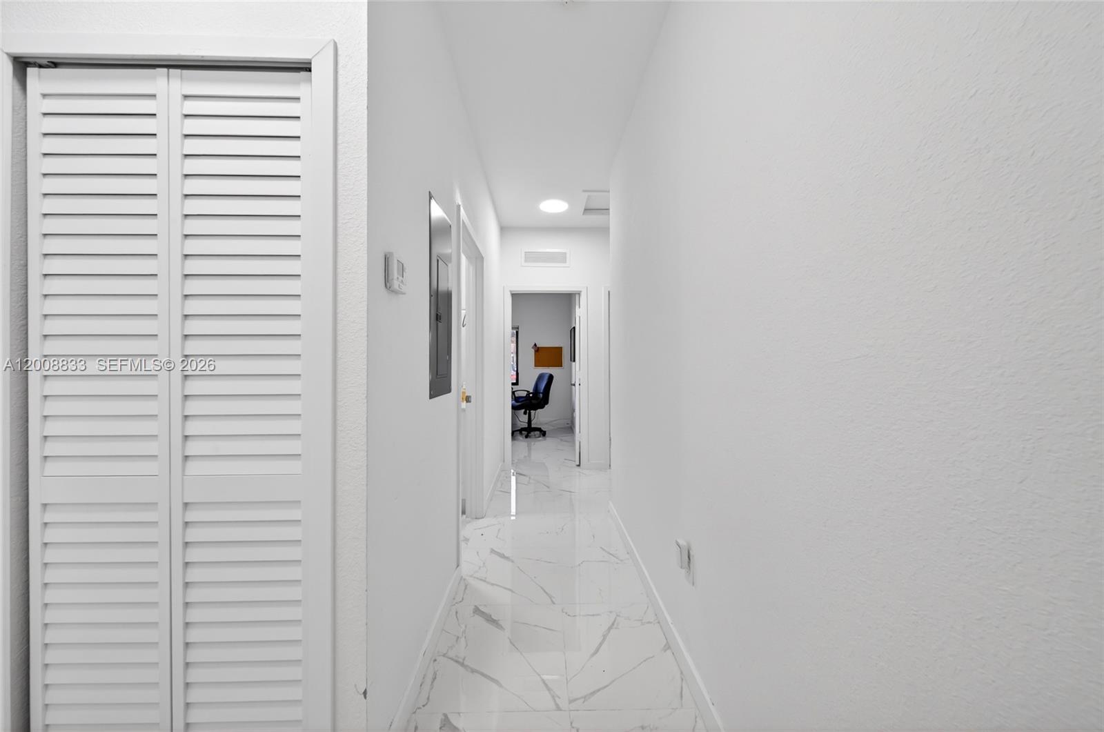 CHRISTIE LAWNS REV - Residential